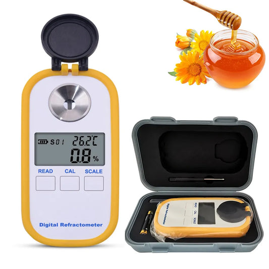 Digital refraktometer för honung – produkt med tillhörande plastask och tillbehör